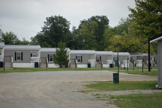 Flipping Mobile Homes: Complete Guide For Beginners